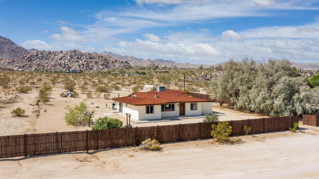 @ Marbella Lane - The Moon Designer Home Right Behind The Jtnp Joshua Tree Exterior foto