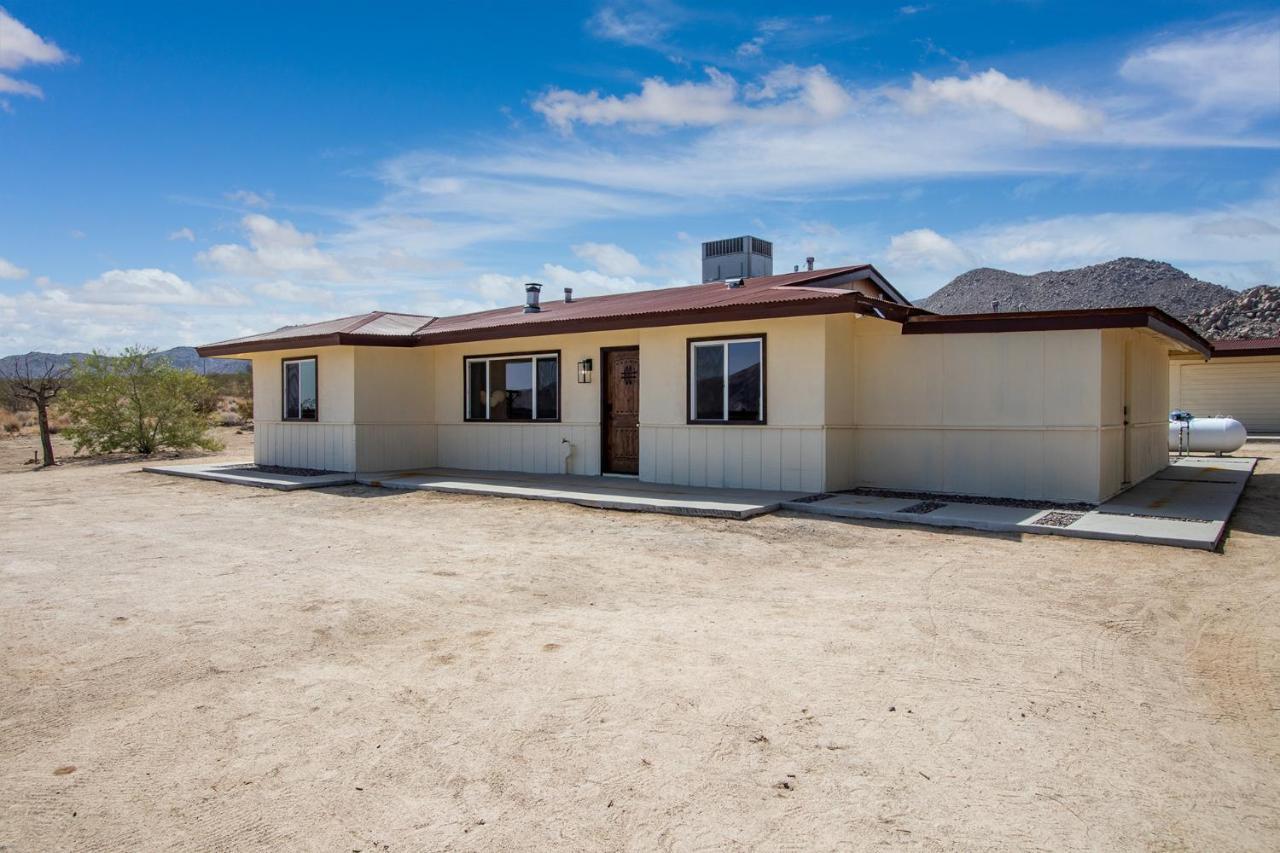@ Marbella Lane - The Moon Designer Home Right Behind The Jtnp Joshua Tree Exterior foto